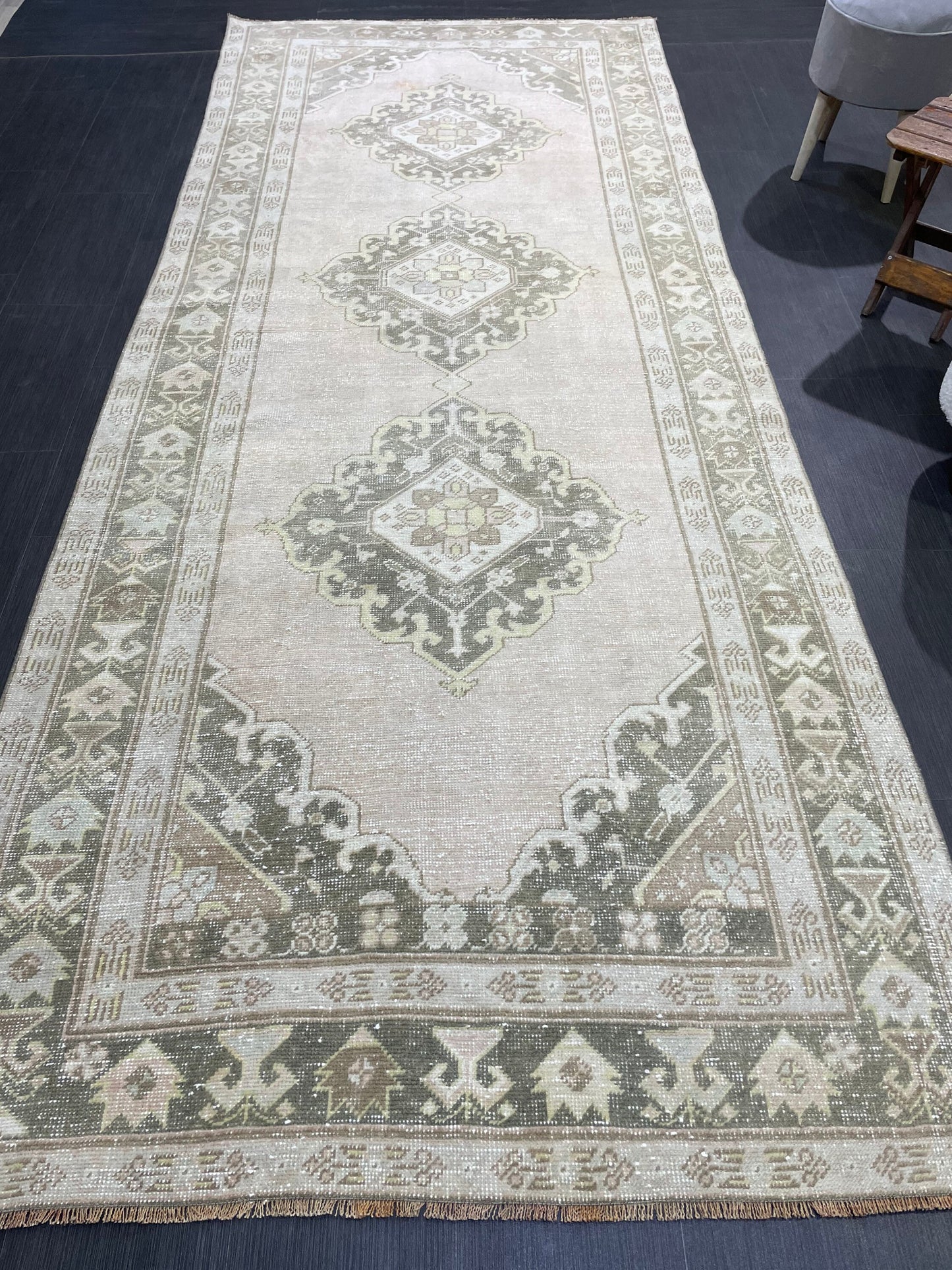 Muted Oushak Runner Rug Vintage Turkish 4.6 x 11.2 Runner Rug Vintage Runner Rug Hallway Runner Rug Kitchen Runner Rug Wool Runner Rug