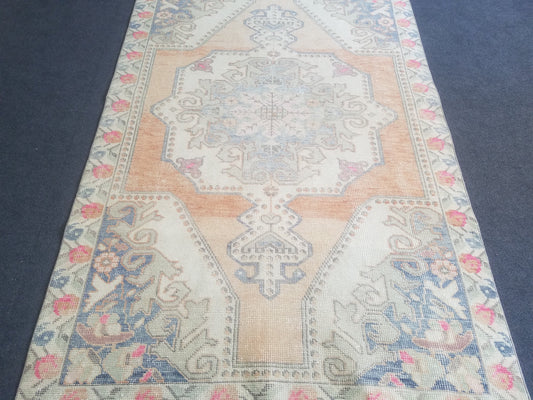 Muted soft colors rug,vintage rug,turkish oushak rug,rustic unsual tribal rug,retro style rug,traditional turkish design,7'x4'6 feet