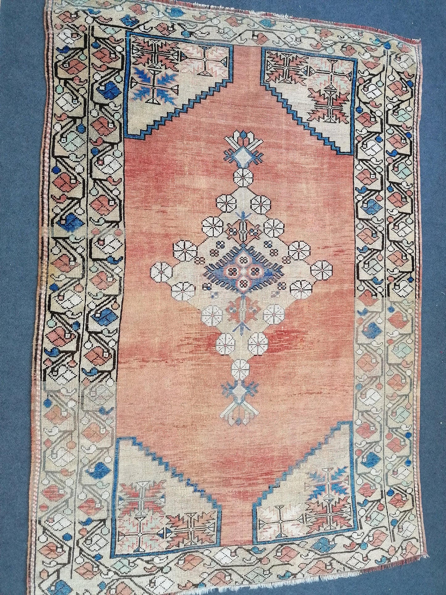 7'9x5'5 vintage turkish old rug, oushak vintage rug, distressed old rug, kitchen runner rug, vintage anatolian bohemian rug,