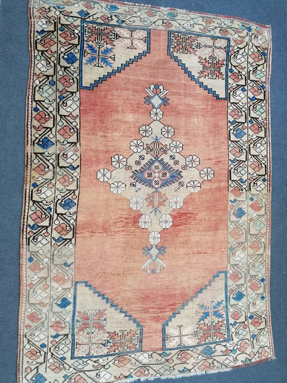 7'9x5'5 vintage turkish old rug, oushak vintage rug, distressed old rug, kitchen runner rug, vintage anatolian bohemian rug,