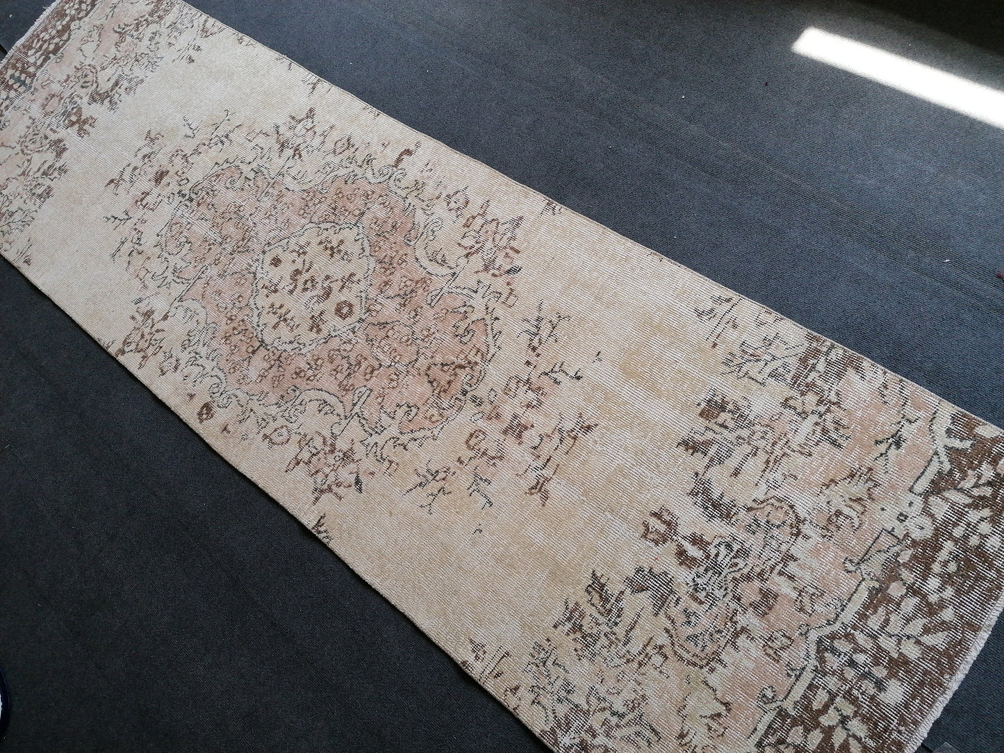 3x9'9 runner rug, vintage runner rug , vintage oushak rug, oushak runner, turkish runner rug, kitchen runner rug, bohemian rug