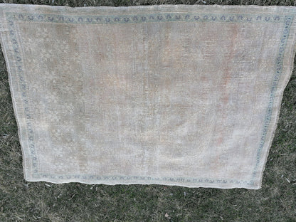 Turkısh neatural muted rug, vıntage wool rug 4'2x6'4 oushak hand made rug