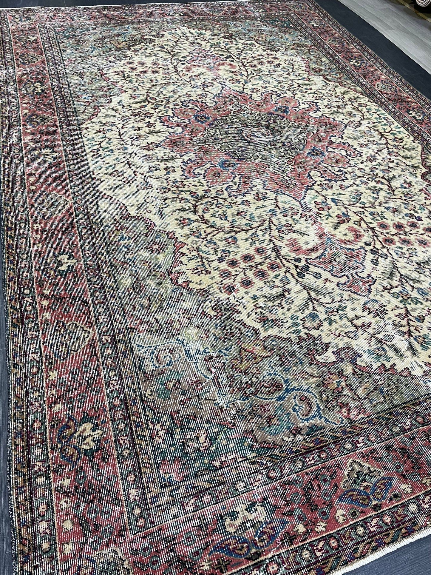 Vintage Rug, Persian Rug, Handmade Rug Muted Vintage 7 x 10.5 Rug, Hand Knotted Rug, Turkish Oushak Rug, Vintage Wool Turkish Rug