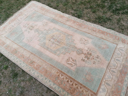Vintage pastel rug 5'1x9'4 turkish oushak rug, rustic unsual tribal rug retro style rug traditional turkish design
