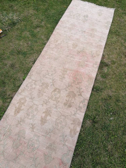 Pastel hallway wool runner rug, muted handmade runner rug 2'7x9'4 bohemian rug, vintage oushak runner, turkish runner rug