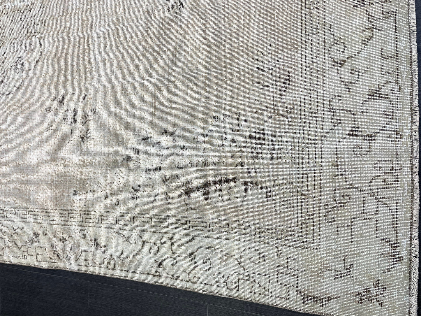 Wool Vintage Rug, Turkish 6.9 x 10 Rug, Muted Handknotted Rug, Handmade Rug, Persian Rug, Living Room Rug, Turkish Kitchen Rug