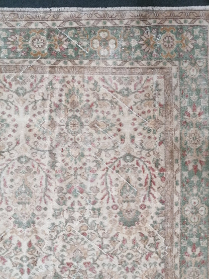 6 x 9.7 feet Large turkish rug, vintage rug, oushak rug, wool vintage rug anatolian rug,unique handmade rug