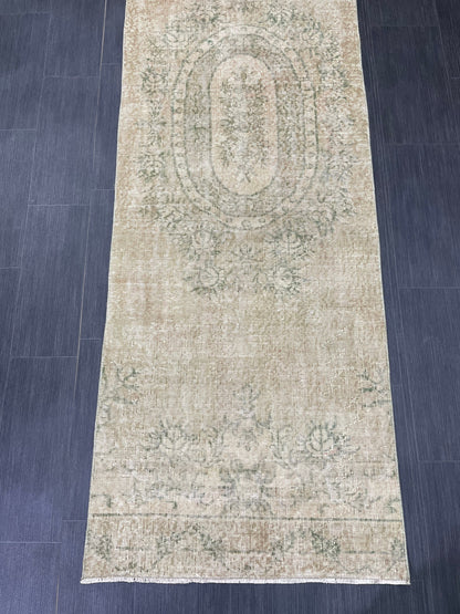 Oushak Runner Rug 2.7 x 9.4 Muted Turkish Runner Rug Green Vintage Neutral Runner Rug Hallway Natural Runner Kitchen Runner Rug Wool Runner