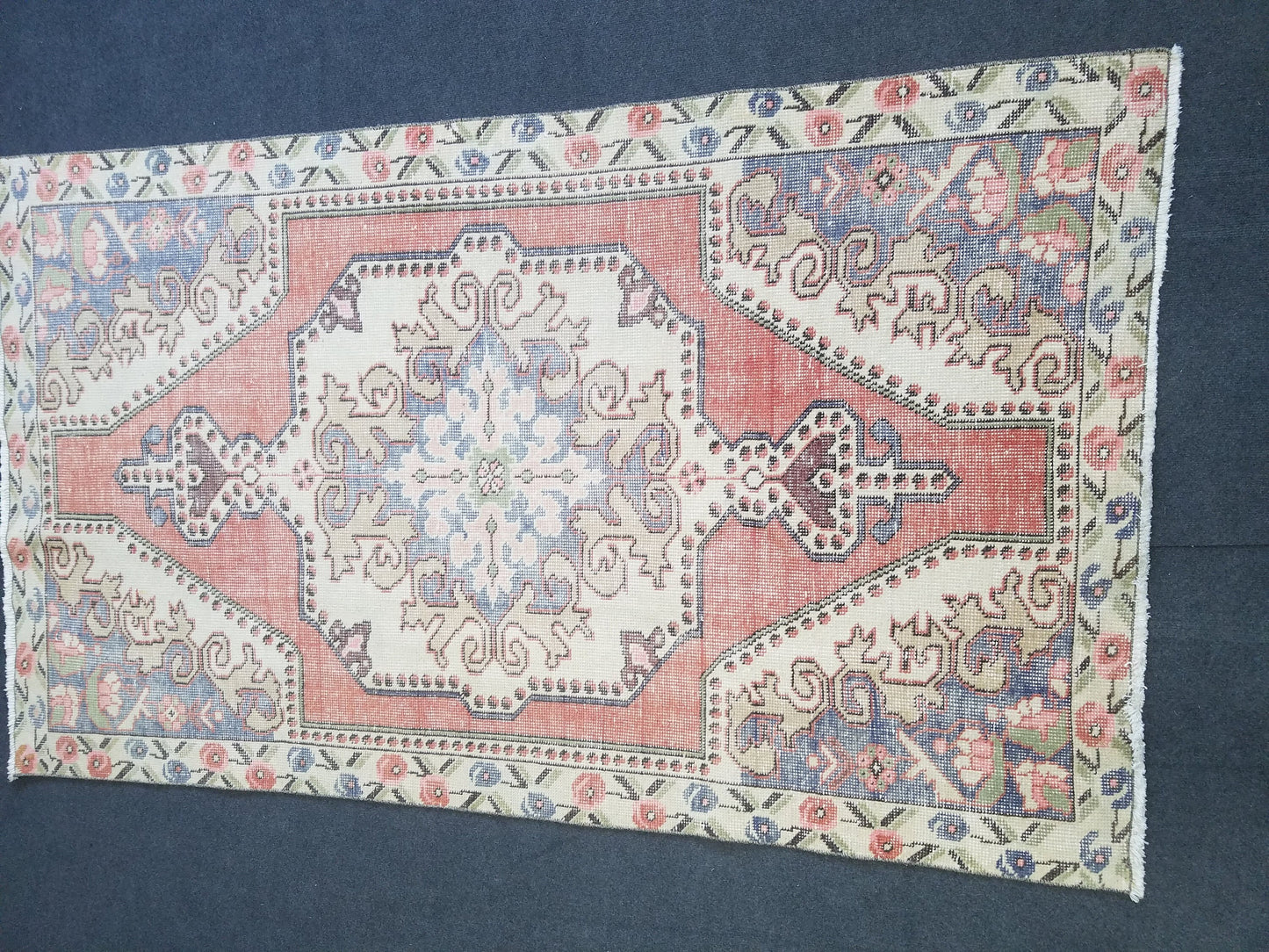 Vintage wool rug, turkish  handmade rug, boho floor rug, oriental hand knotted rug, are  oushak rug, bohemian rug 4'2x7'2