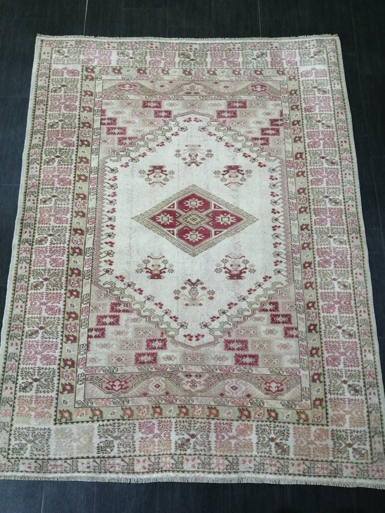 WOOL RUG Turkish Area Rug 5.3 x 7 Pink Vintage Rug Fan Hand Made Cute Oushak Rug Persian Muted Rug Earth Tones Rug Wool Pile Rug Rustic Rug