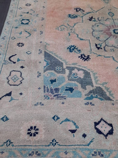 Hand Knotted Rug, Vintage Oriental RUG, Muted Vintage 5x10 Rug, Vintage Fine Rug  Wool Oushak Rug, Vintage Persian Rug, Vintage Turkish Rug.