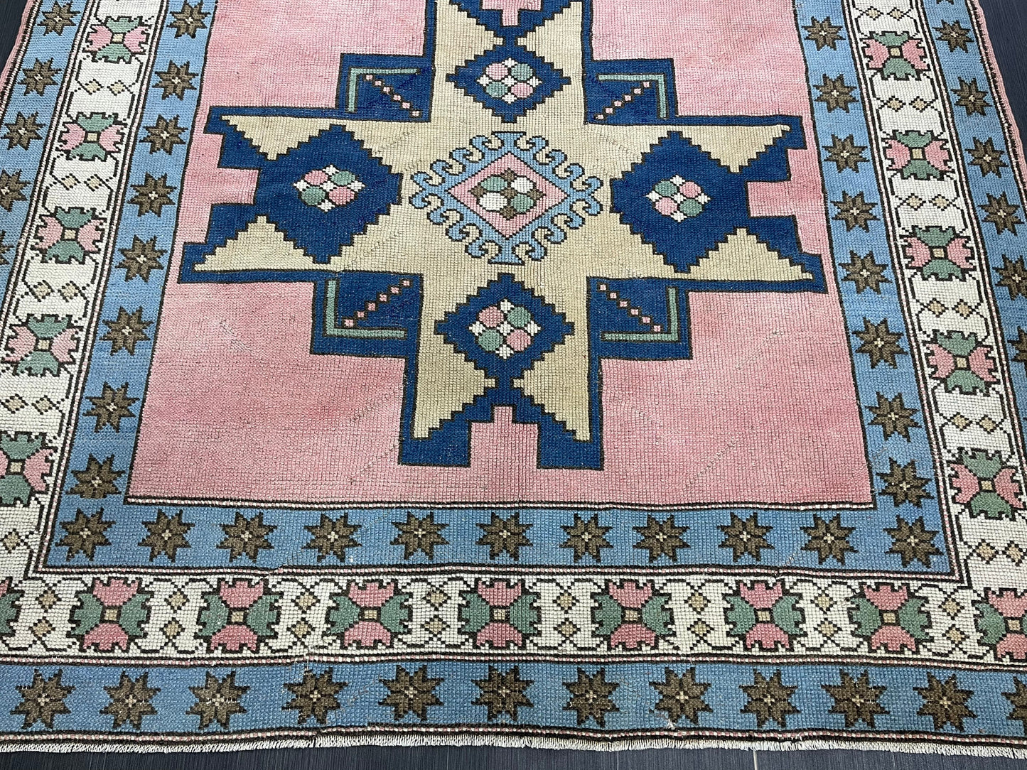 Turkish Rug Vintage 6.6 x 9.8 Rug Antique Rug Vintage Blue Pink Rug Wool
