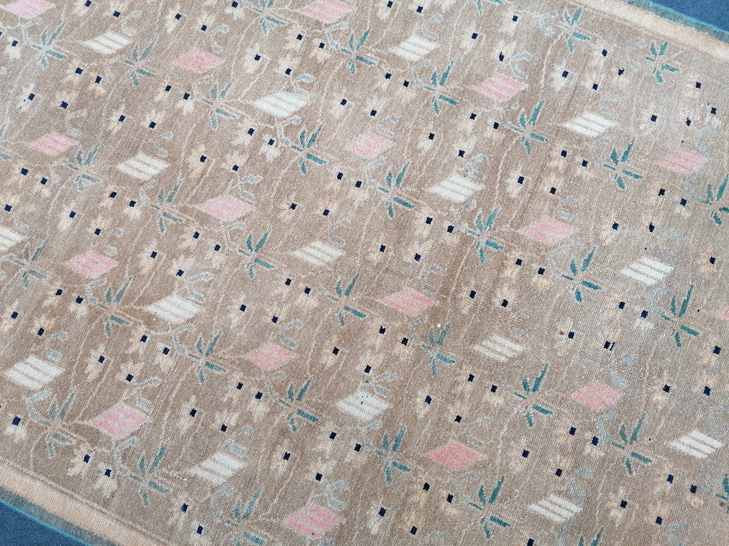 Hand made wool bohemian rug 7'2x4'5 vintage rug