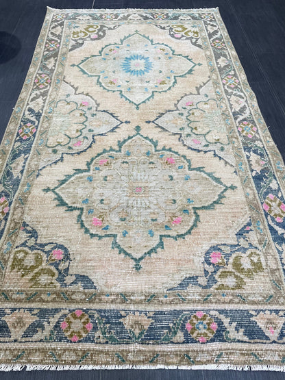 Vintage Rug, Hand Knotted 3.7 x 6.8 Rug, Turkish Runner Rug, Vintage Runner Rug, Hallway Rug, Wool Kitchen Rug, Handmade Rug,