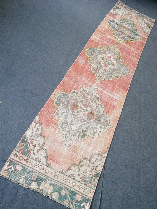 2.6 x 10.4 0ushak turkish runner rug,vintage rug,kitchen runner rug,vintage anatolian hand made rug