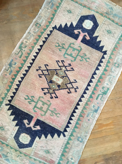 2x3 feet muted bedroom small rug, pink mini turkish bathroom rug, handmade kitchen small rug,anatolian bath mat,mini vintage living room rug