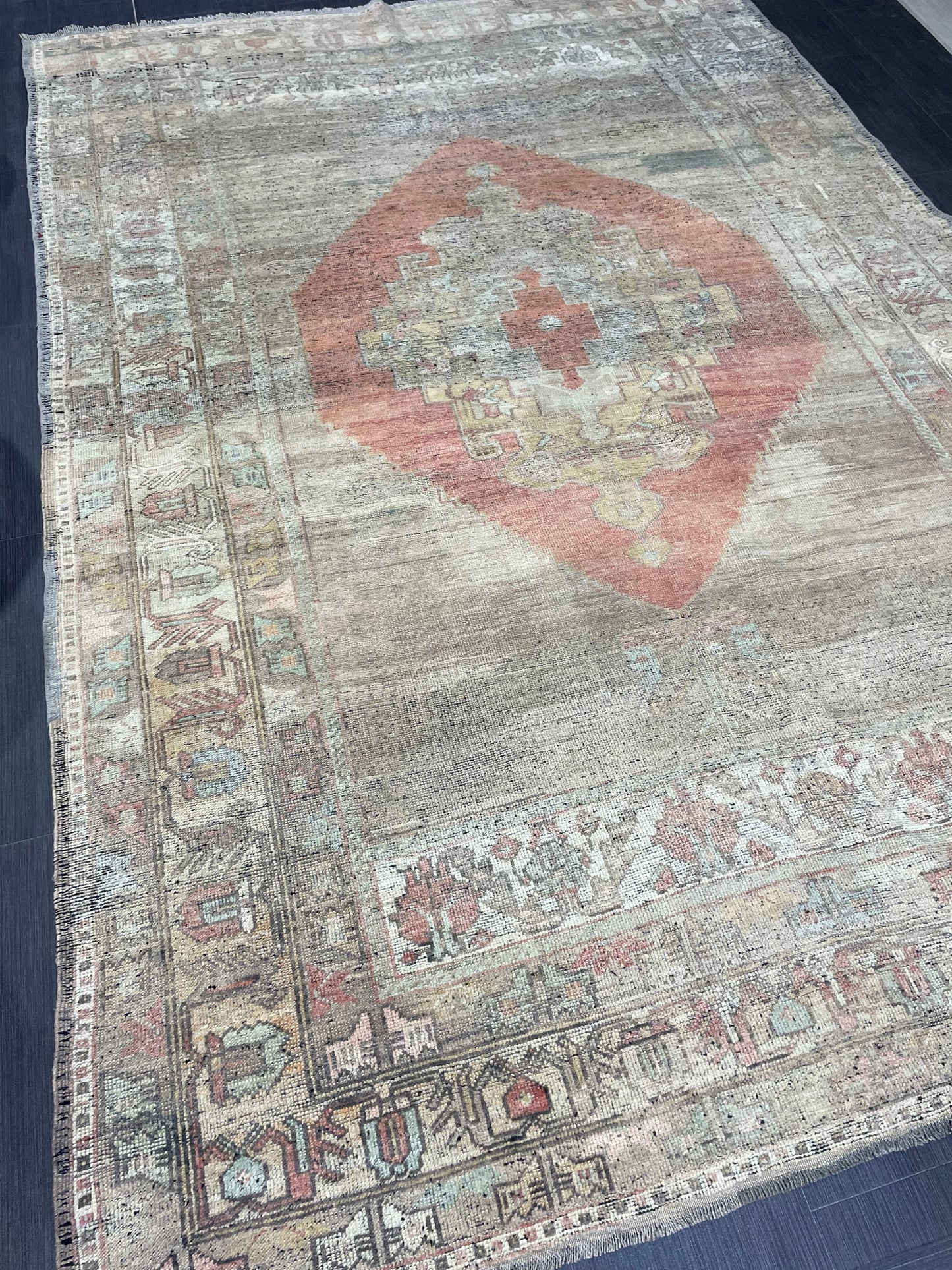 Vintage Rug, TURKISH 5.10 x 8.9 Rug, Vintage Wool Distressed Rug, Oushak Rug Orient Rug, Hand Knotted Rug, 100% Wool Rug, Handmade Rug