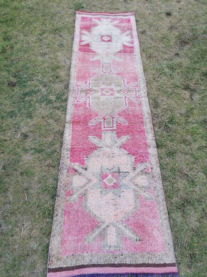 Hallway runner 2'8x10 vintage runner rug, hand made wool rug, kitchen rug, oushak rug