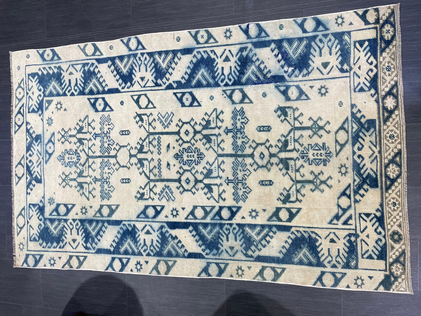 Hand Knotted Rug, Vintage Handmade RUG, Muted Vintage 3.8 x 6.2 Rug, Fine Rug, Wool Oushak Rug, Vintage Persian Rug, Turkish Blue Rug.