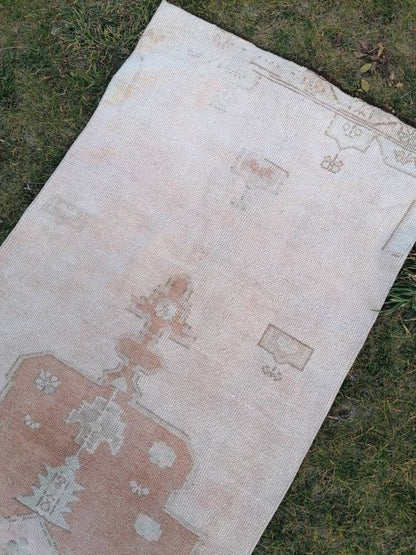 2'10x9'7 muted vintage runner, oushak runner rug, hallway runner, kitchen vintage anatolian rug