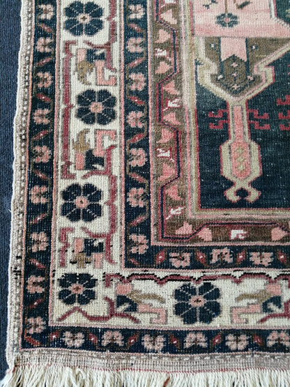 5 x 3.4 OUSHAK RUG TURKISH Oushak Rugs Vintage Oushak Runner Rug Vintage Runner Rug Wool Oushak Rug Hand Made Rugs Vintage Turkish Rug