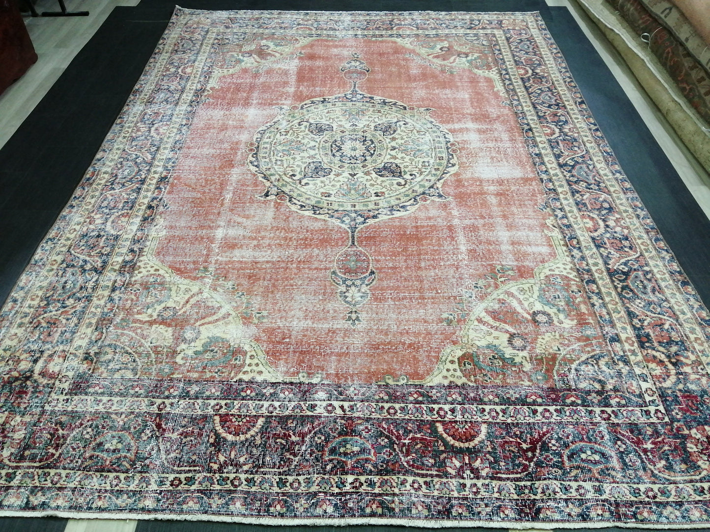 Oriental Vintage RUG 8x11 Distressed Rug Turkish Vintage Persian Rug Vintage Rug  Wool Oushak Rugs Antique Turkish Rug Muted Living room