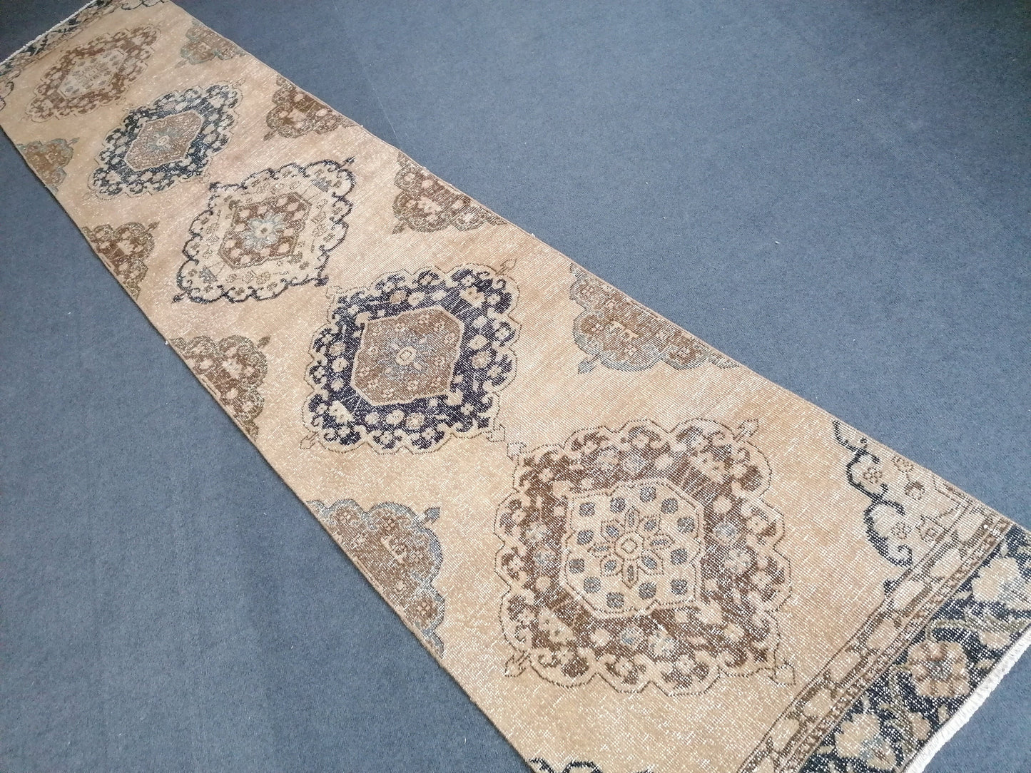 12,9x2'8 long runner rug, vintage runner,hallway rug