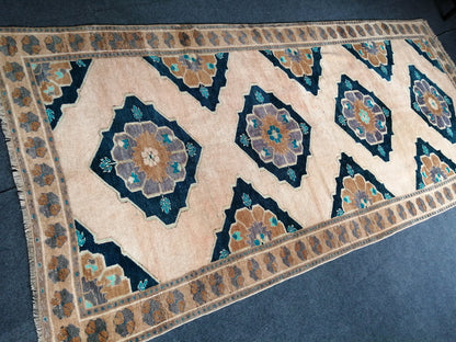 Blue OUSHAK RUG TURKISH Runner Rug Vintage 4.4 x 9.4 Runner Rug Vintage Runner Rug Wool Oushak Rug Hand Made Rugs Vintage Turkish Runner Rug