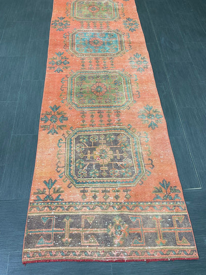 Vintage Runner Rug 2.8 x 11 Turkish Runner Rug Varigated Red Vintage Runner Rug Hallway Runner Rug Kitchen Runner Rug Wool Runner