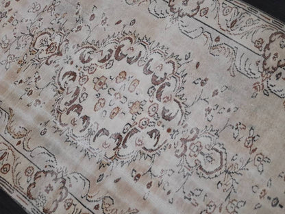 Neutral Oriental Rug TURKISH Rug 6 x 9.6 Distressed Vintage Antique Rug Vintage Wool Distressed Rug Neutral Hand Made Rug