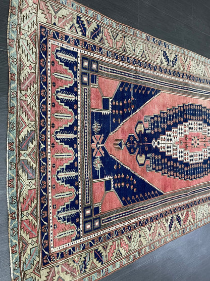 Wool OUSHAK RUG TURKISH 4.7 x 9.6 Rug Muted Pink and Navy Rug Vintage Oriental Rug Vintage Hand Made Rug Wool Vintage Oushak Rug 5x10