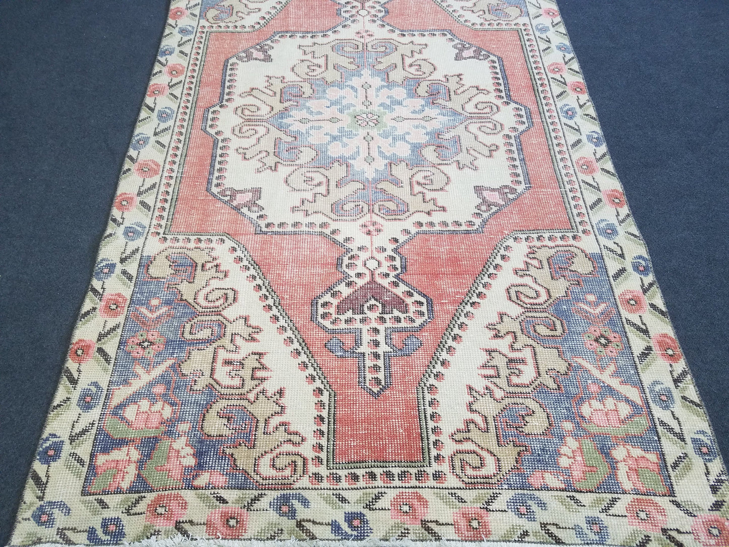 Vintage wool rug, turkish  handmade rug, boho floor rug, oriental hand knotted rug, are  oushak rug, bohemian rug 4'2x7'2