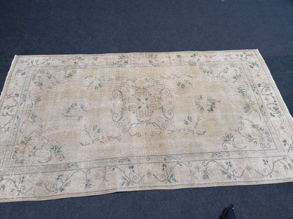 Oushak turkish rug, vintage rug,kitchen rug 8'6x4'10