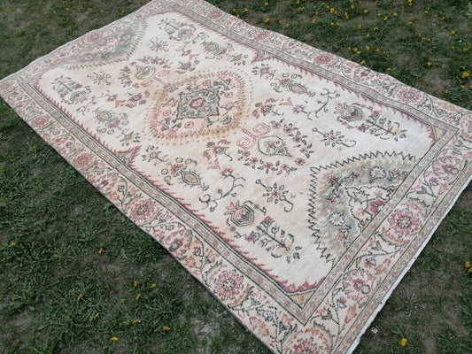 Oushak rug, large pastel vintage wool rug 5.8 x 9.5 hand made rugs, turkish living room rug