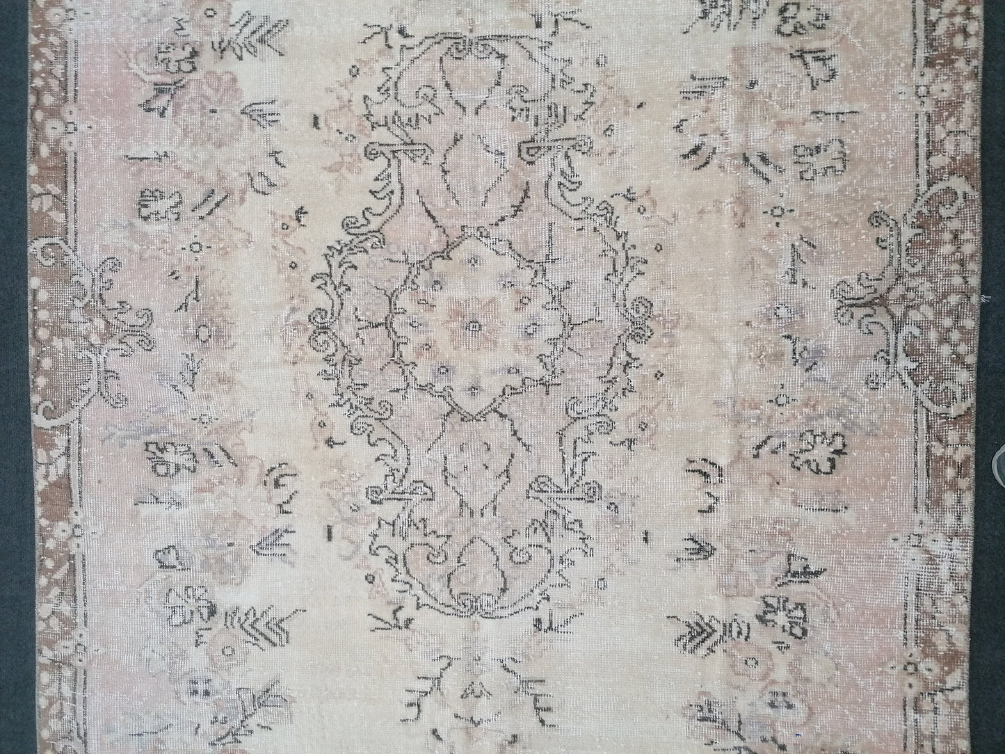 Large turkısh rug 9x5'5 faded vıntage rug, oushak vıntage turkısh rug, anatolian hand made rug,wool rug