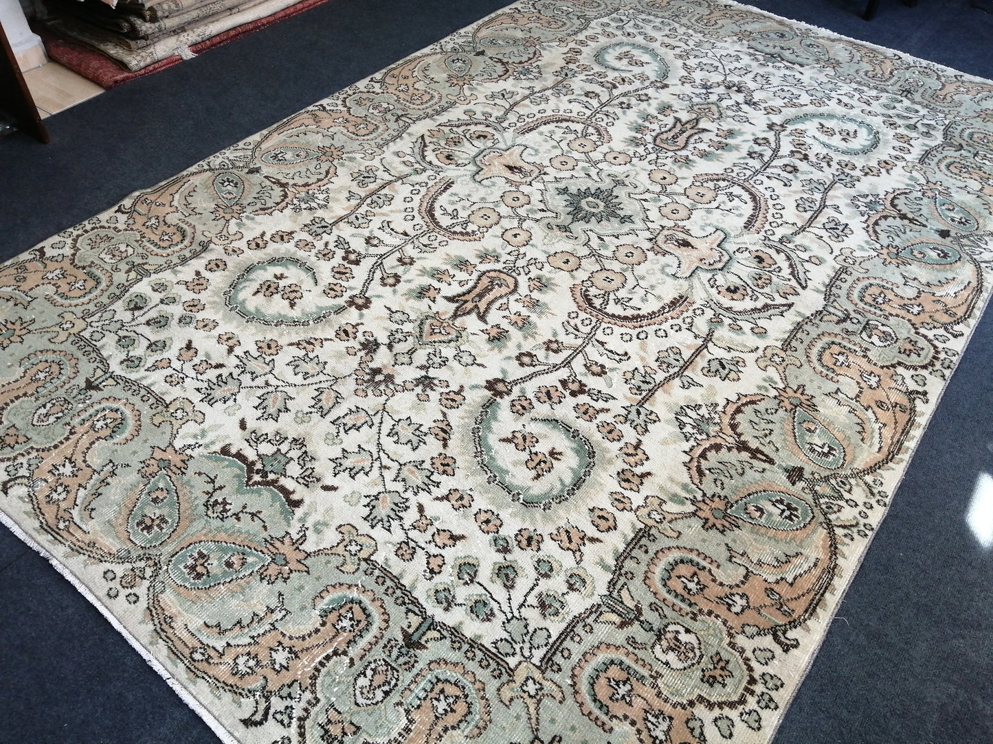 6.6 x 10.3 Vintage Rugs  TURKISH HAND MADE Rugs   Vintage Turkish Rugs   Oushak Rug  Turkish Oushak Rug, Vintage Oushak Rug, Wool Rug