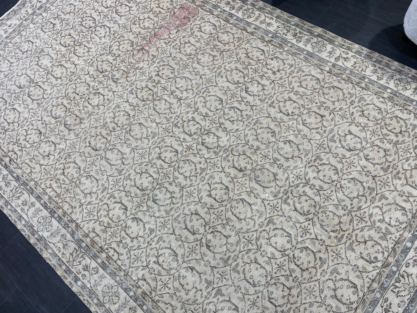 Vintage Rug, Turkish 6.8 x 10.6 Rug, Muted Livingroom Rug, Kitchen Rug, Handmade Wool Rug, Hand Knotted Rug, Oushak Rug