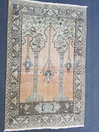 Turkish rug 5'7x 3'7 wool rug,vintage rug