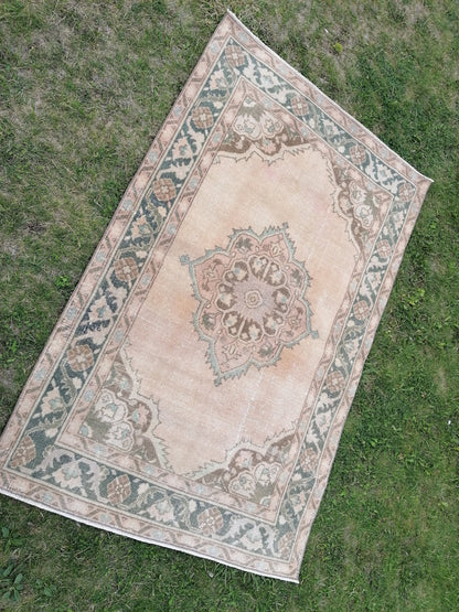 Natural handmade wool rug 3'5x5'4 living room rug, bohemian rug, vintage rug,oushak rug, entery rug
