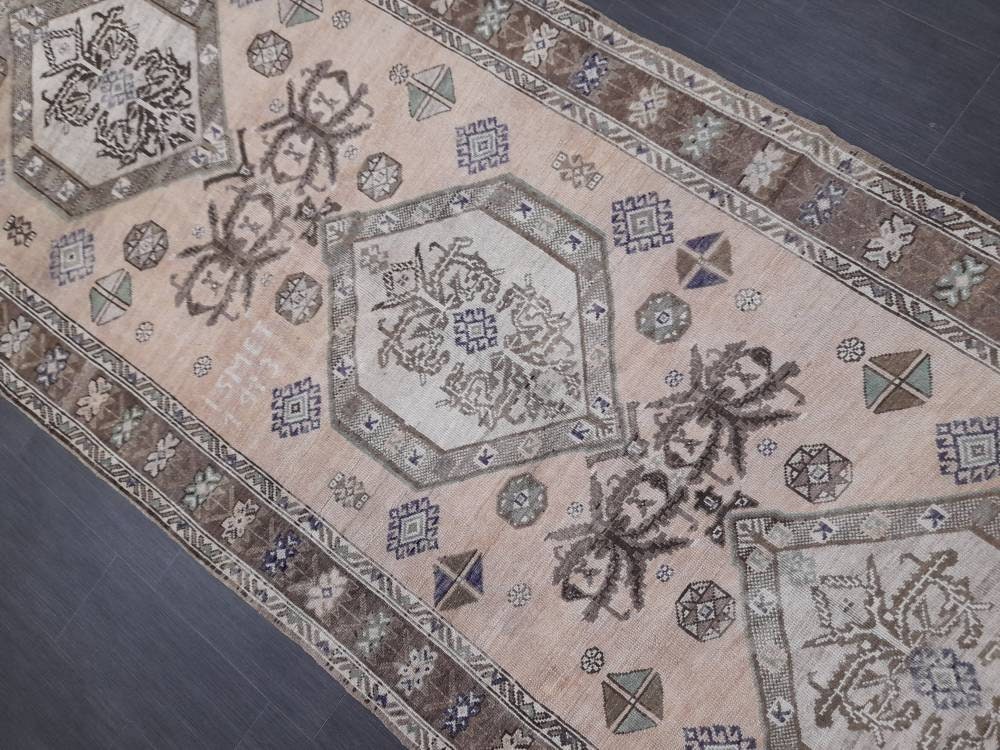 Vintage Persian Rug Unique Motif Rug 5 x 13.3 Persian Rug Vintage Hand Knotted Rug Eclectic Rug Hand Made Rug  Living room Rug Turkish rug