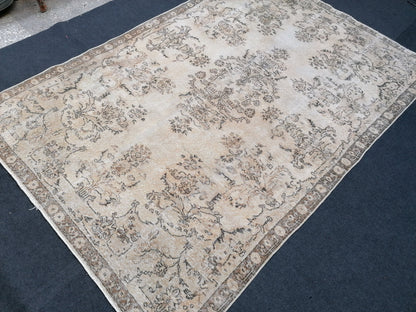 Oushak turkish rug, vintage turkish rug,oushak vintage rug,vintage rug,kitchen rug, vintage anatolian rug,unique hand made bohemian 9'9x6'9