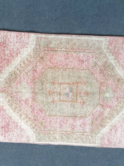 Vintage runner rug,oushak runner rug, 2’6x11,anatolian rug