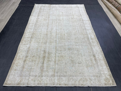 Large Vintage Muted RUG TURKISH Rug 5.7 x 9.2 Vintage Persian Rug Vintage Oriental Rug Wool Distressed Rug Handmade Rugs Vintage Turkish Rug