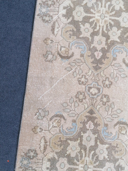 10'5x2'8 oushak runner rug , turkish runner rug, vintage turkish runner rug, oushak vintage runner rug, vintage rug, kitchen runner rug