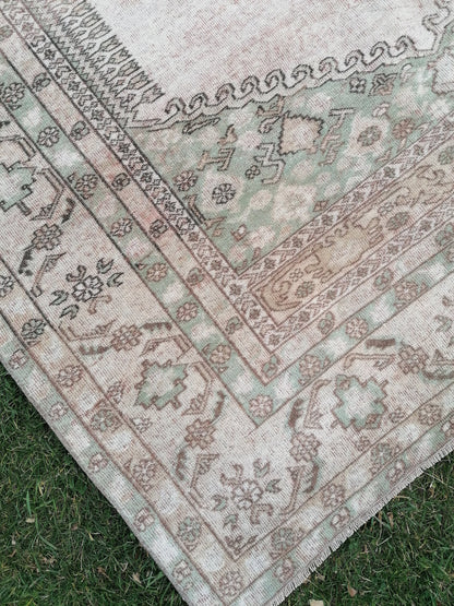 5'6x7'6 faded oushak wool rug large muted turkısh rug, neutral vıntage handmade rug, kıtchen rug