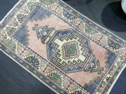 Vintage Oushak Rug, 3.2 x 5 Vintage Rug, Antique Rug, Handmade Rug, Hand Knotted Rug, Turkish Rug, Wool Rug