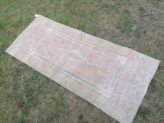 Runner rug, vintage anatolian runner, hallway runner rug, wool hand made rug 6'7x2'8 feet