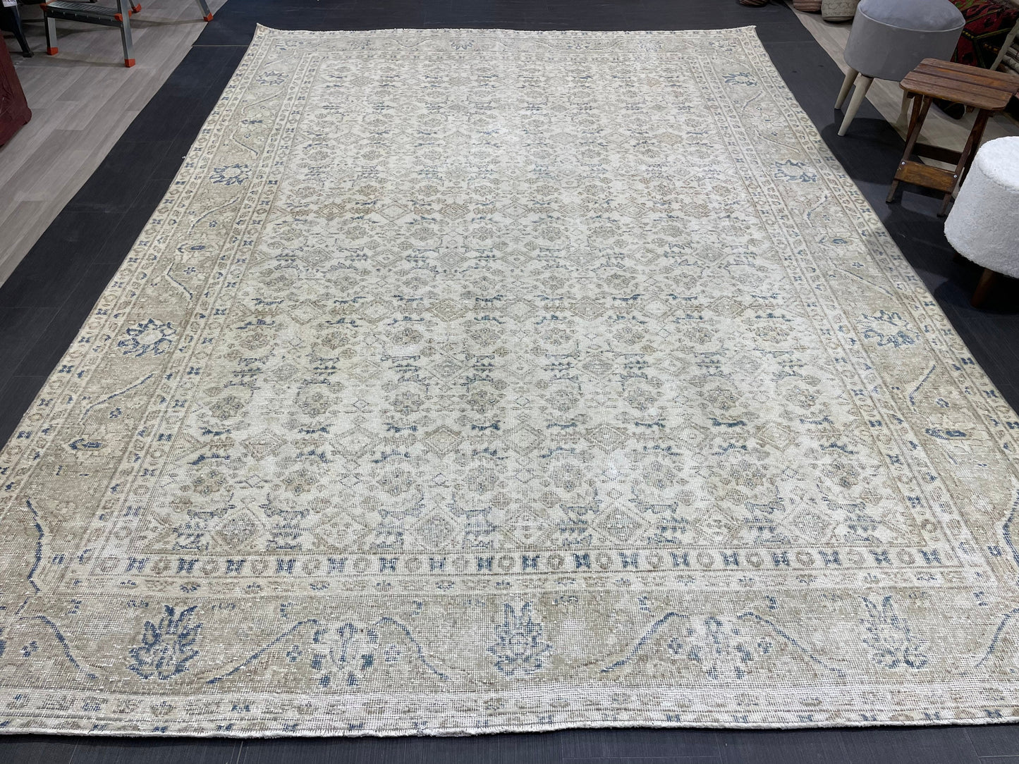 Muted Vintage RUG 6.5 x 10.3 TURKISH Rug Distressed Vintage Turkish Rug Muted Oushak Rug Large Persian Rugs Vintage Oriental Rug 7x10