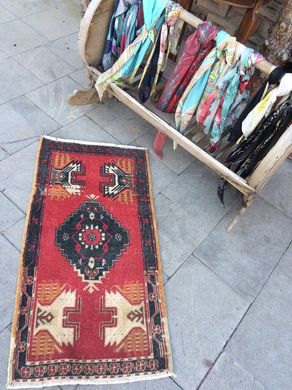 SMALL Area TURKISH Rug, bohemian hand made rug, minimalist motif