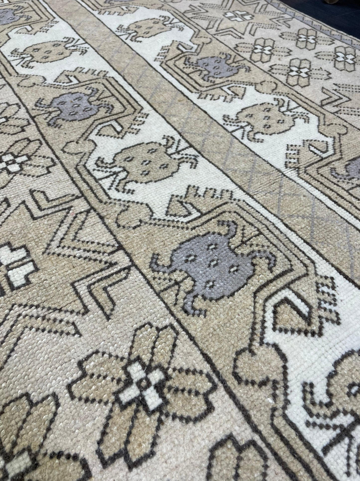 Vintage RUG, TURKISH 4 x 9.4 Rug, Wool Hand Knotted Rug, Persian Rug Wool Handmade Rug, Oushak Rugs Muted traditional rug